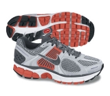 WMNS Nike Zoom Vomero+ 5